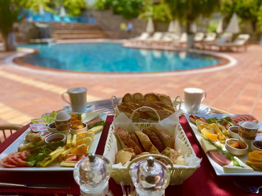 Mountain Valley Oludeniz — Restaurant & bars in Fethiye, Mugla