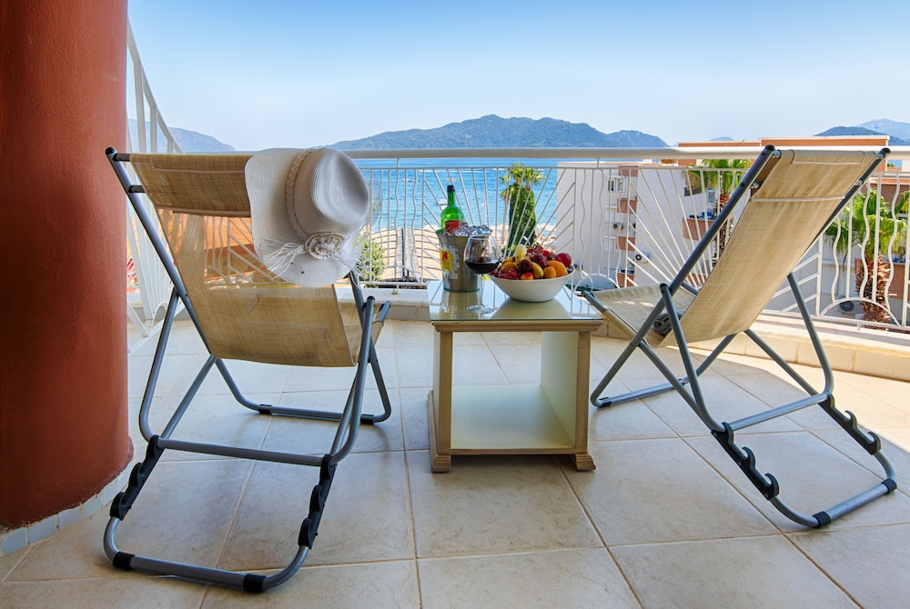 Romance Beach Hotel — Hotel rooms in Marmaris, Mugla