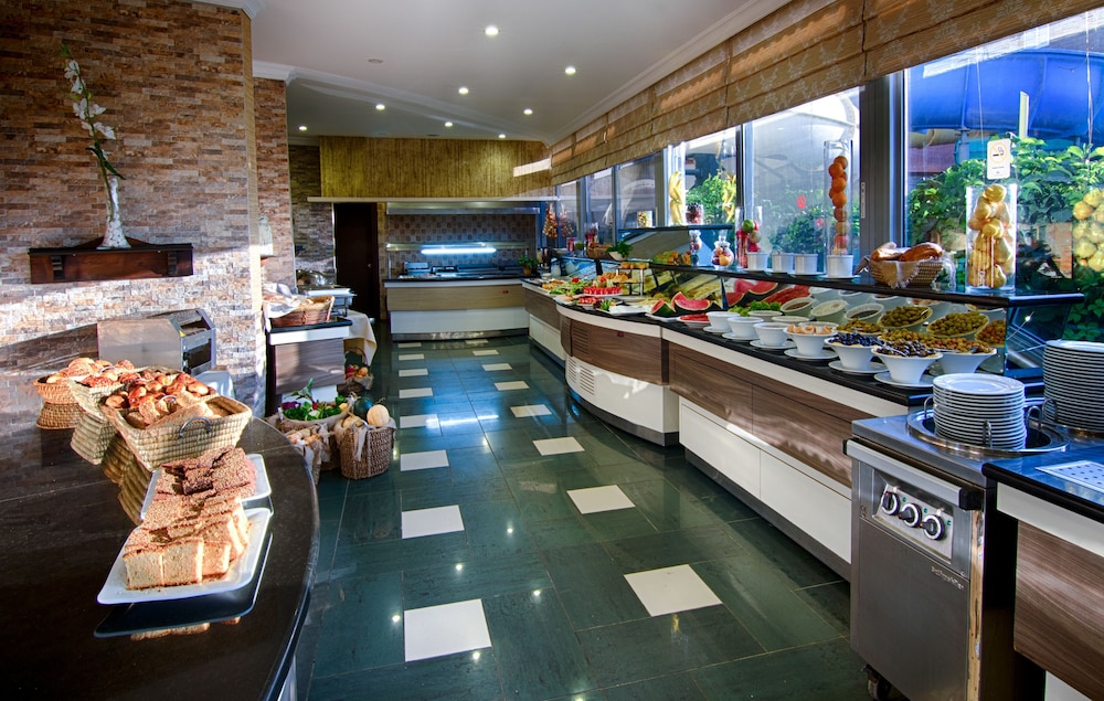 Romance Beach Hotel — Restaurant & bars in Marmaris, Mugla