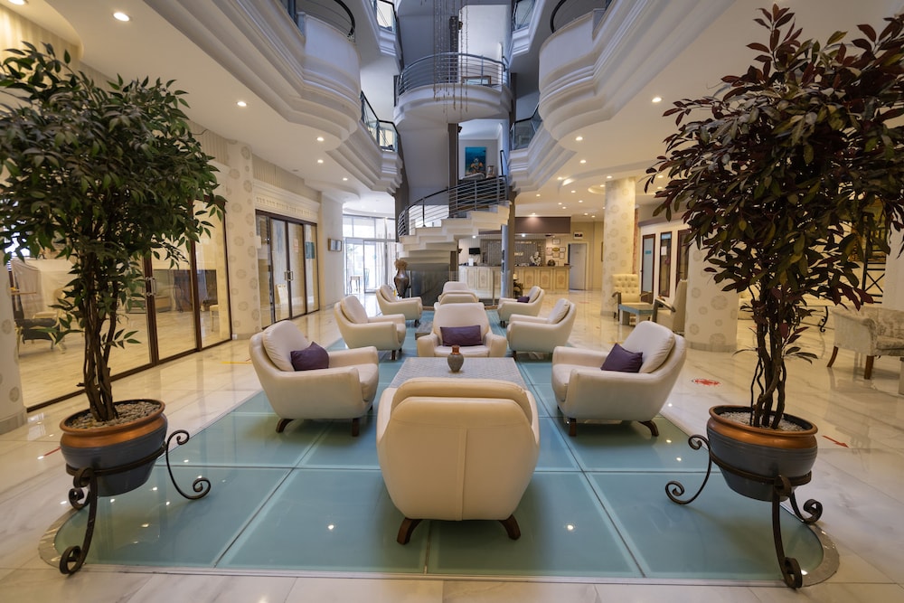 Romance Beach Hotel — Hotel building in Marmaris, Mugla