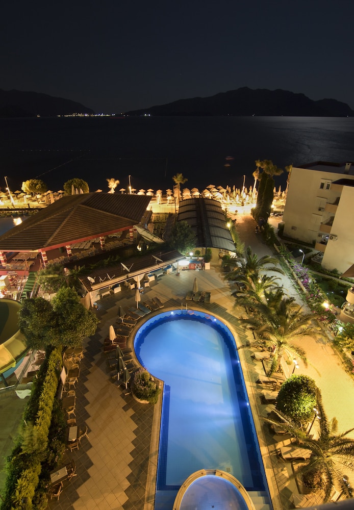 Romance Beach Hotel — Swimming pool in Marmaris, Mugla