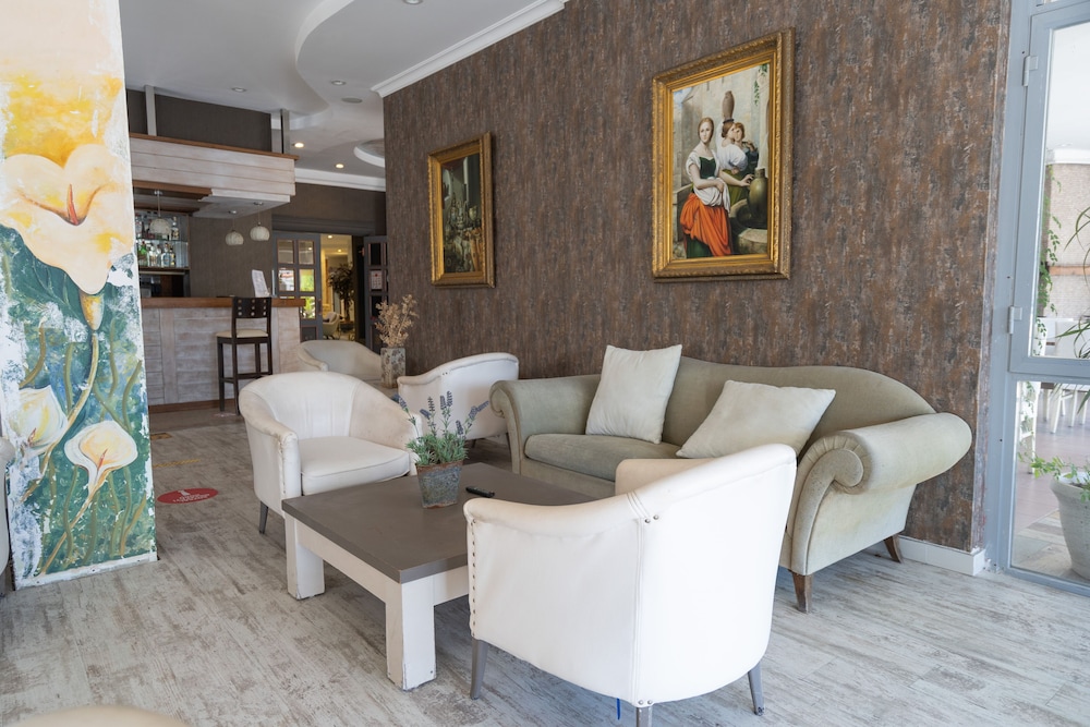Romance Beach Hotel — Hotel building in Marmaris, Mugla