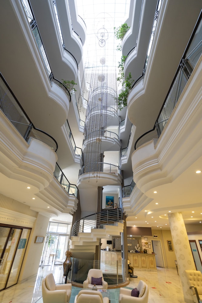 Romance Beach Hotel — Hotel building in Marmaris, Mugla
