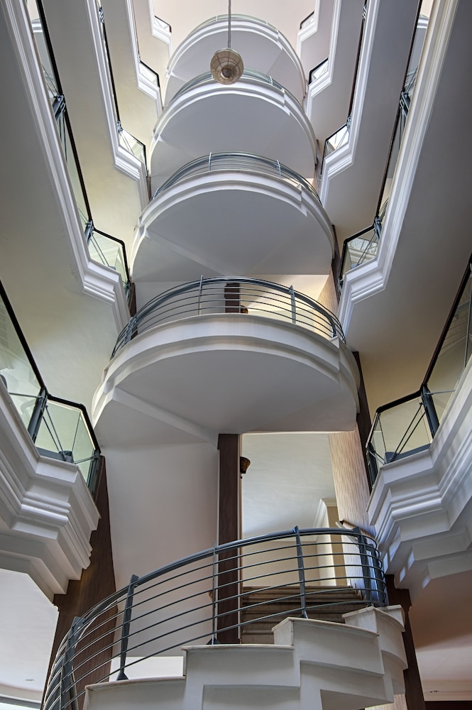 Romance Beach Hotel — Hotel building in Marmaris, Mugla