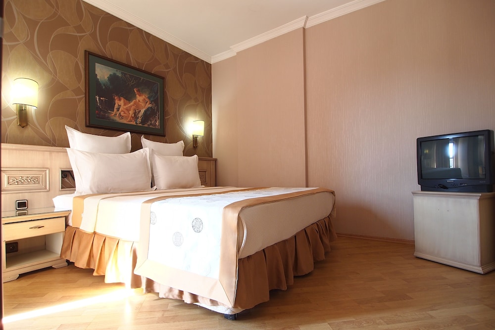 Romance Beach Hotel — Hotel rooms in Marmaris, Mugla