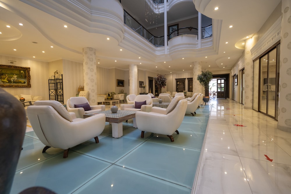 Romance Beach Hotel — Hotel building in Marmaris, Mugla