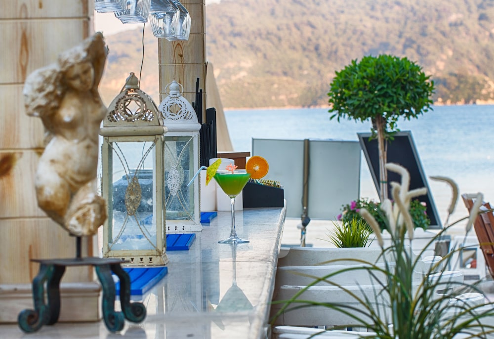 Romance Beach Hotel — Restaurant & bars in Marmaris, Mugla