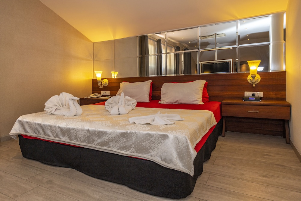 Blueberry Boutique Hotel - Boutique Class — Hotel rooms in Fethiye, Mugla