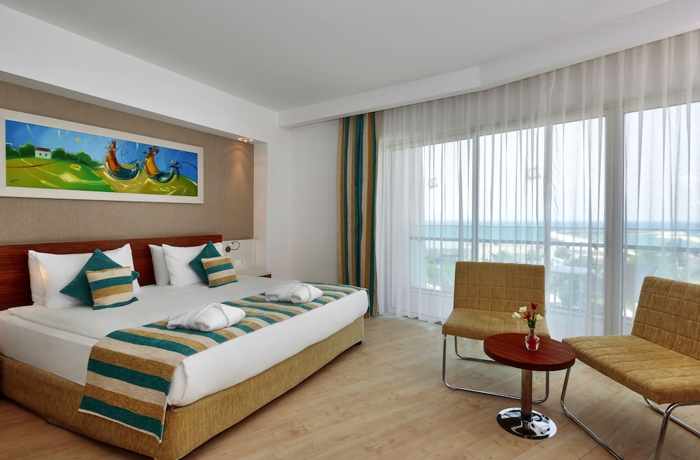 Sunis Evren Beach Resort Hotel & Spa  - All inclusive — Hotel rooms in Side