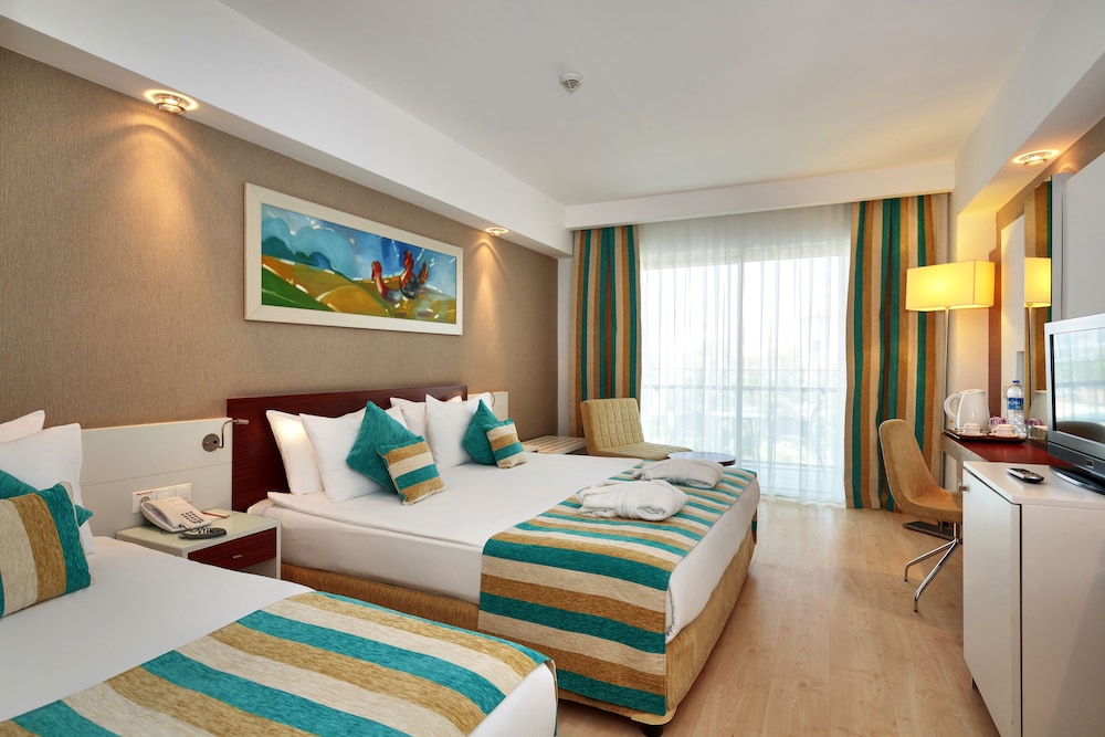 Sunis Evren Beach Resort Hotel & Spa  - All inclusive — Hotel rooms in Side
