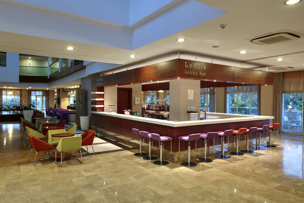 Sunis Evren Beach Resort Hotel & Spa  - All inclusive — Restaurant & bars in Side