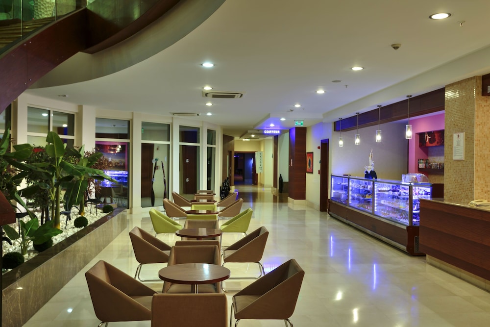 Sunis Evren Beach Resort Hotel & Spa  - All inclusive — Restaurant & bars in Side