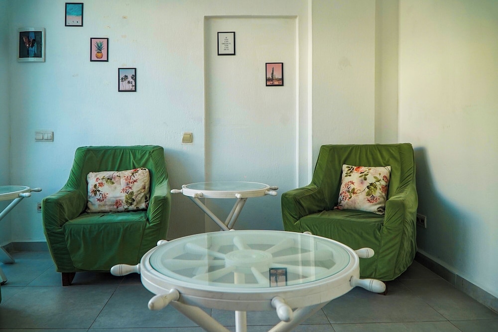 Nagi Beach Hotel — Hotel rooms in Bodrum, Mugla