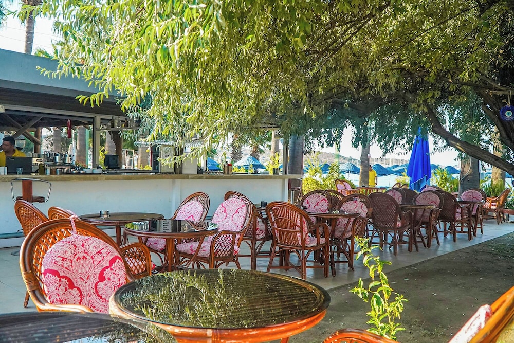 Nagi Beach Hotel — Restaurant & bars in Bodrum, Mugla