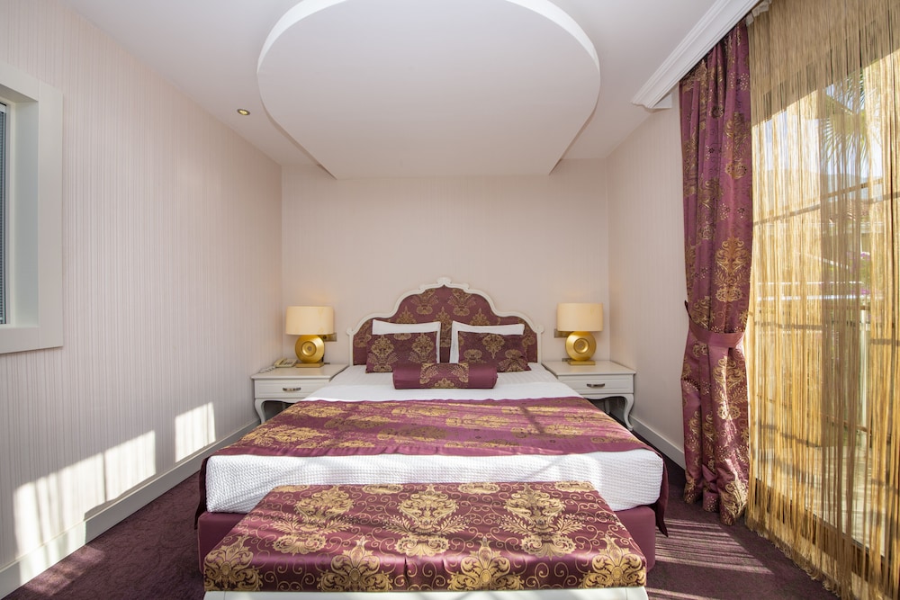Han Deluxe Hotel — Hotel rooms in Fethiye, Mugla