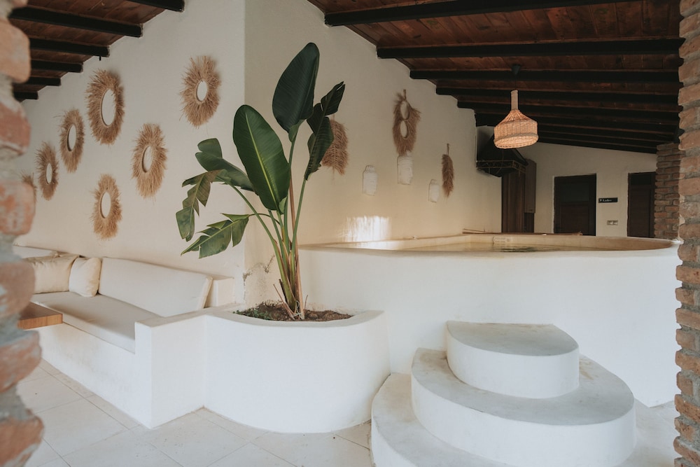 Han Deluxe Hotel — Swimming pool in Fethiye, Mugla