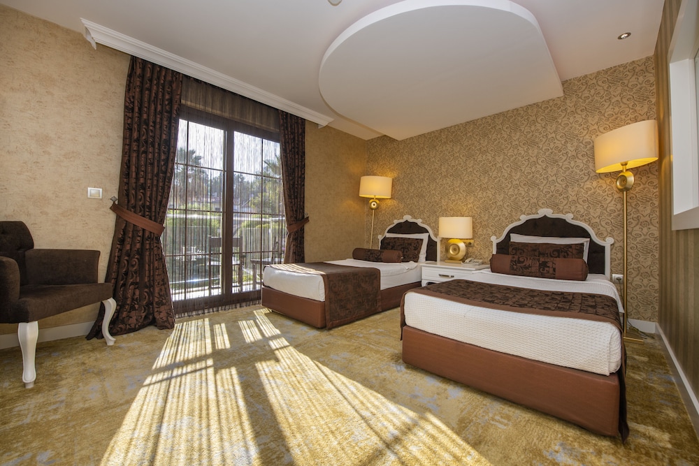 Han Deluxe Hotel — Hotel rooms in Fethiye, Mugla