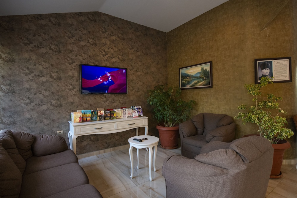 Han Deluxe Hotel — Hotel rooms in Fethiye, Mugla