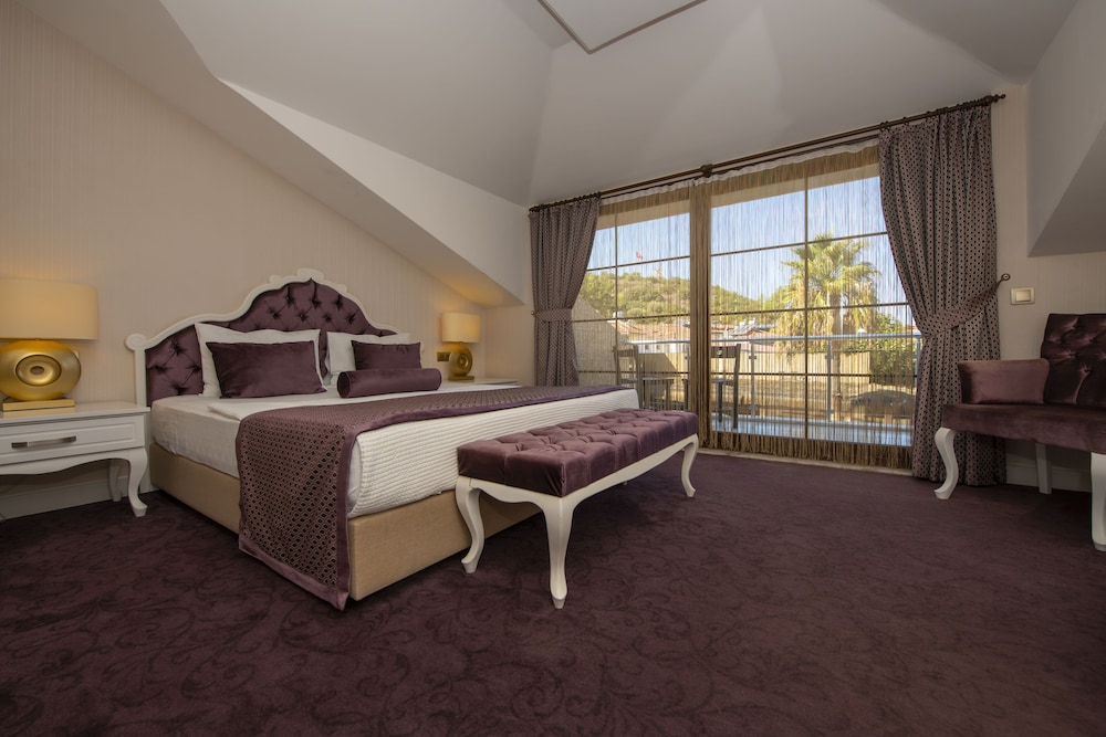 Han Deluxe Hotel — Hotel rooms in Fethiye, Mugla