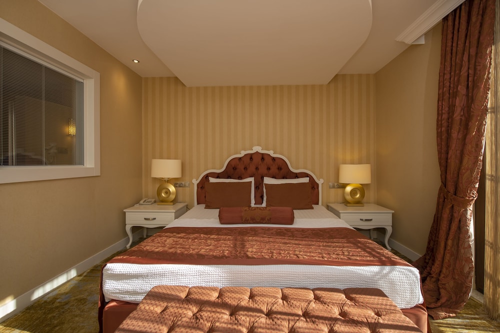 Han Deluxe Hotel — Hotel rooms in Fethiye, Mugla