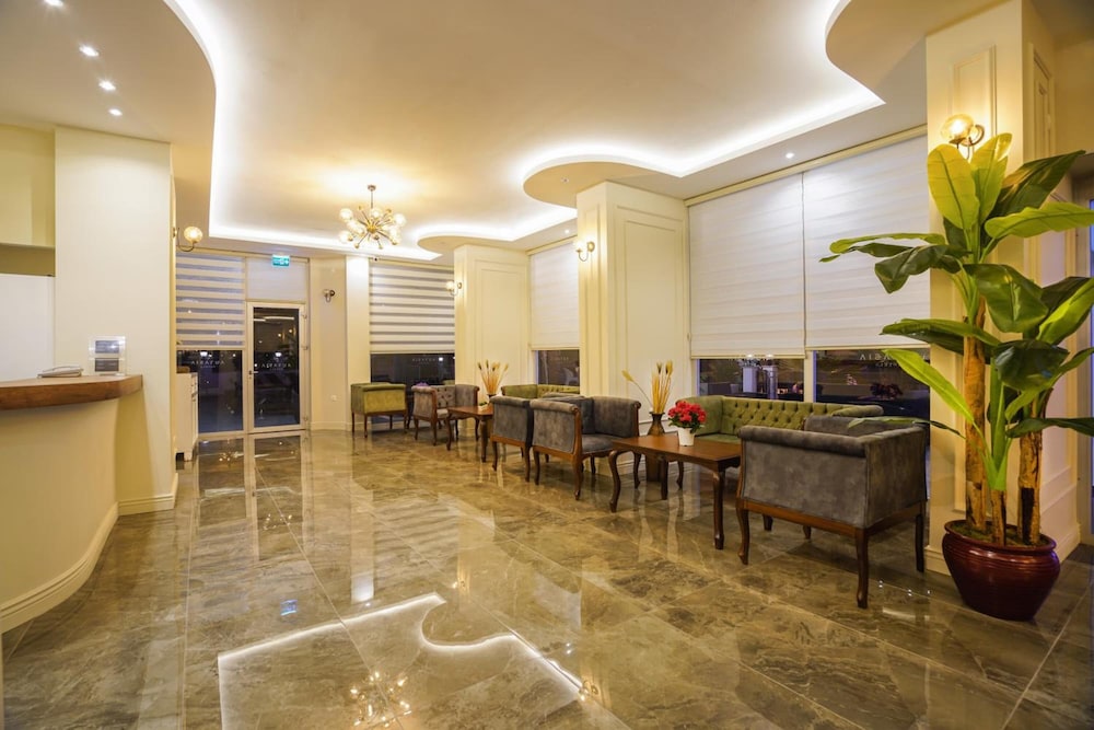 Aurasia SeaSide Hotel — Hotel building in Marmaris, Mugla