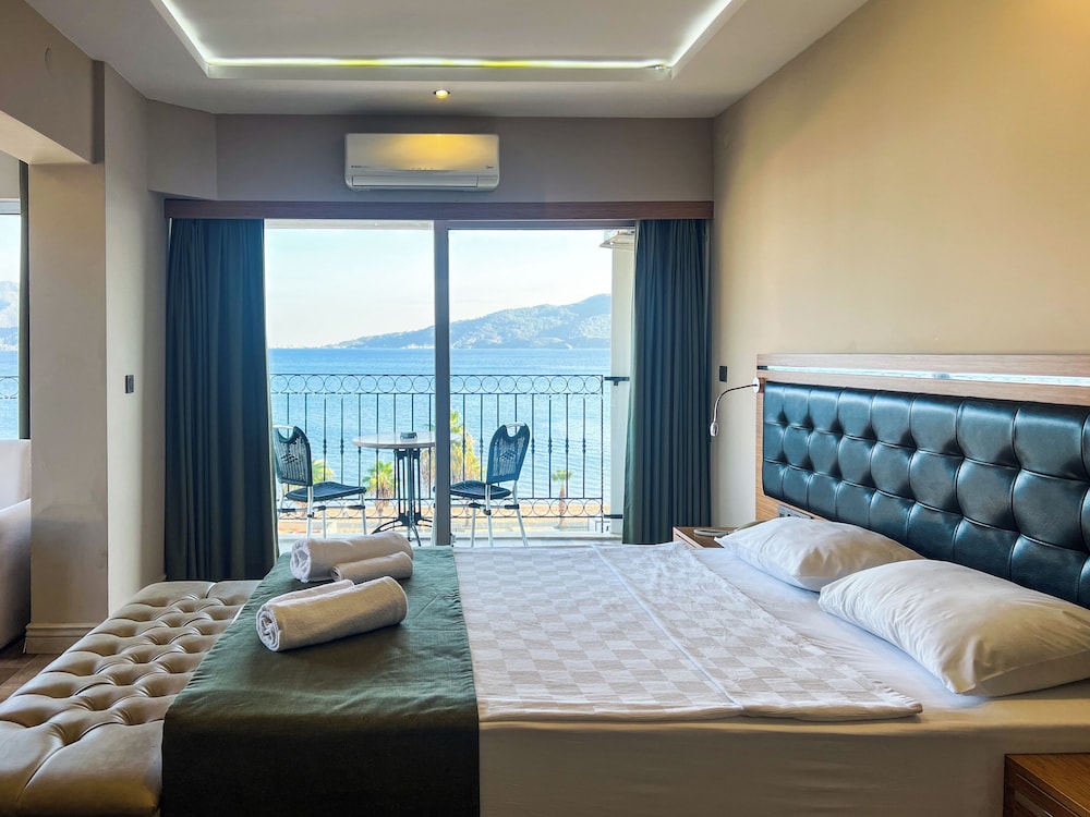 Aurasia SeaSide Hotel — Hotel rooms in Marmaris, Mugla