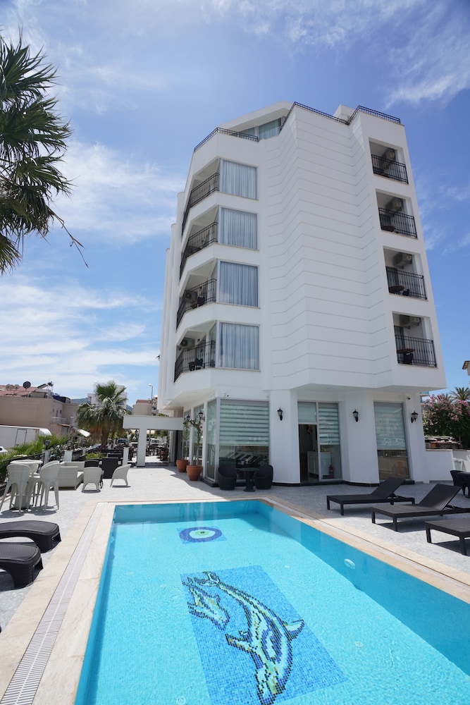 Aurasia SeaSide Hotel — Swimming pool in Marmaris, Mugla
