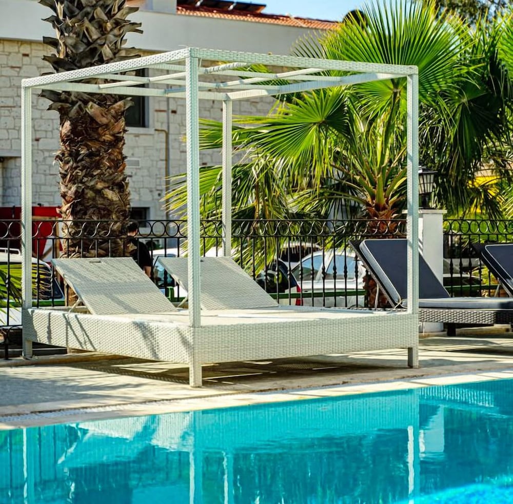 Aurasia SeaSide Hotel — Swimming pool in Marmaris, Mugla
