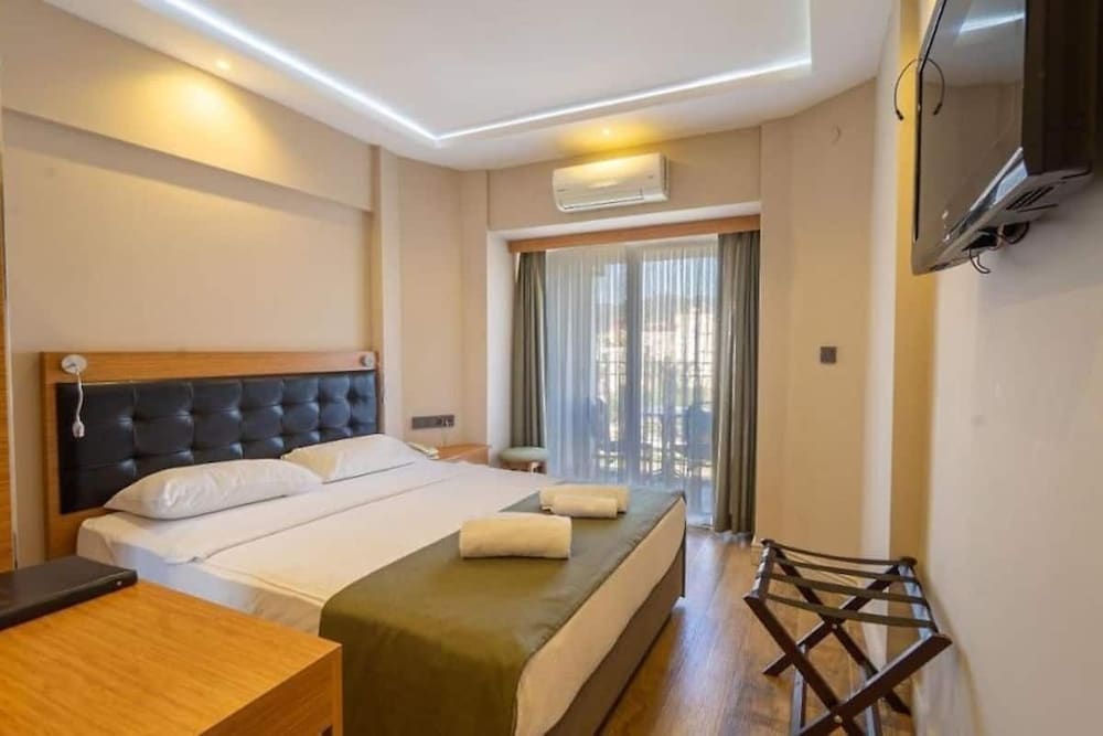 Aurasia SeaSide Hotel — Hotel rooms in Marmaris, Mugla
