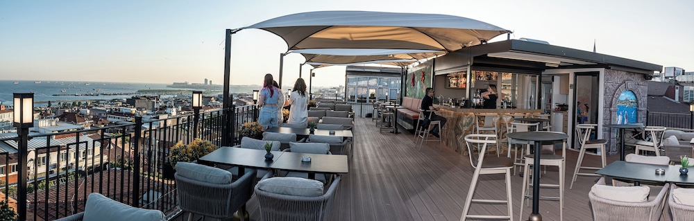 Aprilis Hotel - Special class — Restaurant & bars in Istanbul, Istanbul