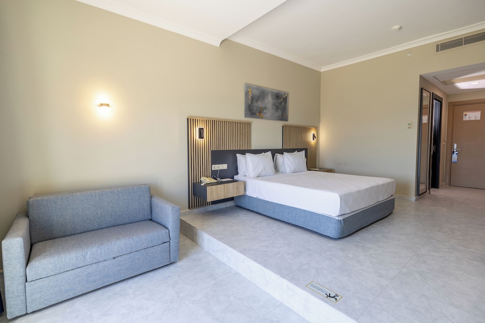 Yasmin Bodrum Resort - All Inclusive — Hotel rooms in Bodrum, Mugla
