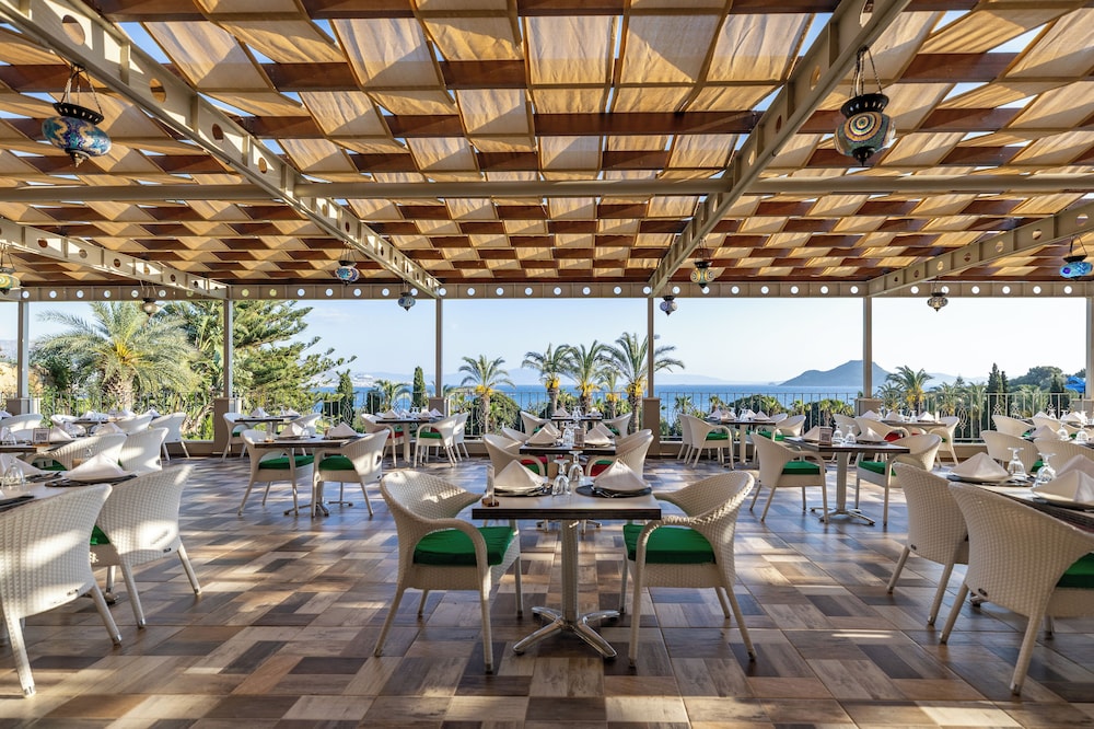 Yasmin Bodrum Resort - All Inclusive — Restaurant & bars in Bodrum, Mugla