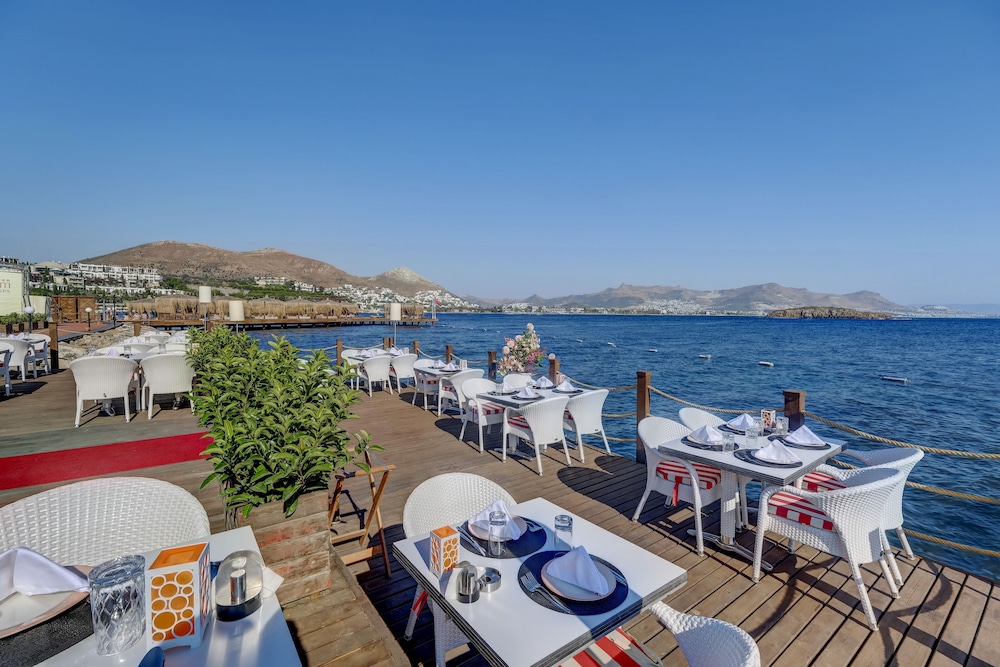 Yasmin Bodrum Resort - All Inclusive — Restaurant & bars in Bodrum, Mugla