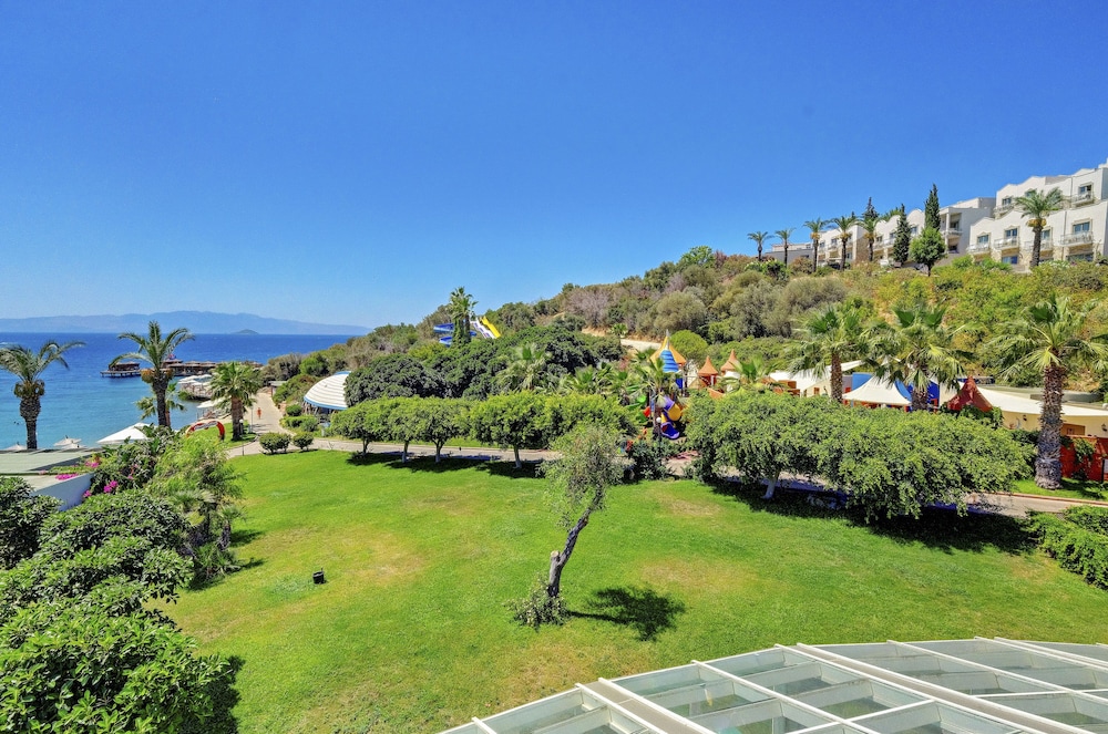 Yasmin Bodrum Resort - All Inclusive — Attractions for children in Bodrum, Mugla