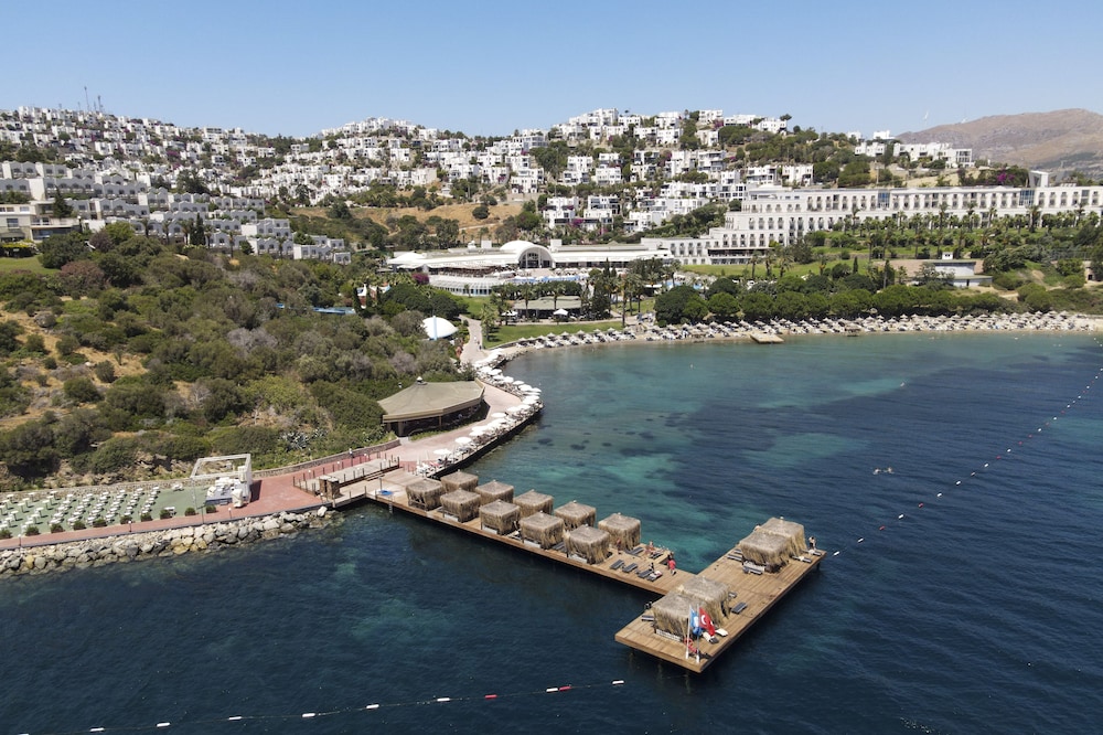 Yasmin Bodrum Resort - All Inclusive — Beach in Bodrum, Mugla