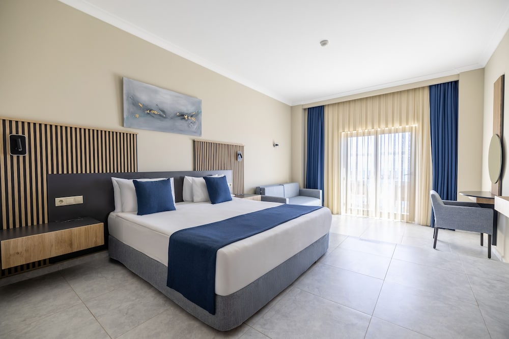 Yasmin Bodrum Resort - All Inclusive — Hotel rooms in Bodrum, Mugla
