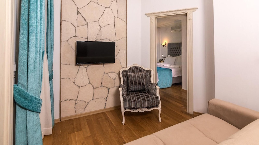 Petunya Konak - Boutique Class — Hotel rooms in İçmeler, Mugla