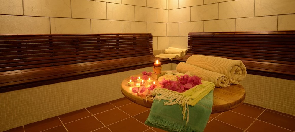 Petunya Konak - Boutique Class — Spa in İçmeler, Mugla