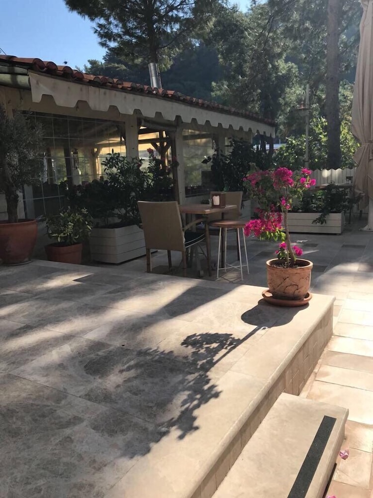 Petunya Konak - Boutique Class — Restaurant & bars in İçmeler, Mugla