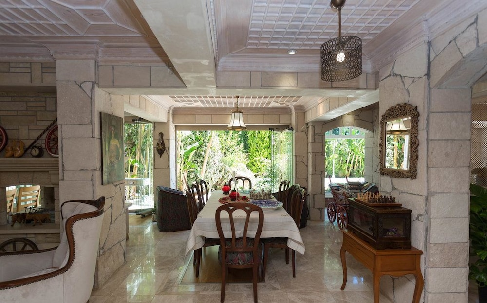 Petunya Konak - Boutique Class — Restaurant & bars in İçmeler, Mugla