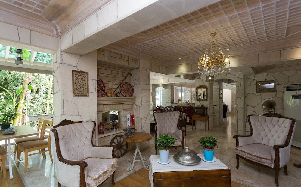 Petunya Konak - Boutique Class — Restaurant & bars in İçmeler, Mugla