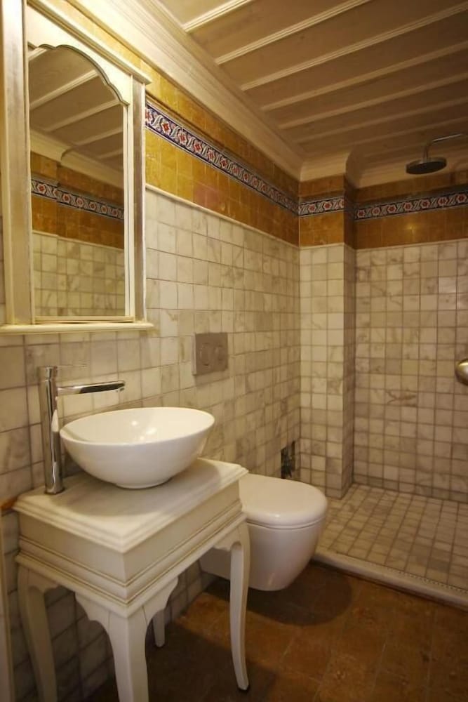 Petunya Konak - Boutique Class — Hotel rooms in İçmeler, Mugla