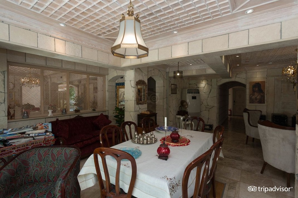 Petunya Konak - Boutique Class — Restaurant & bars in İçmeler, Mugla