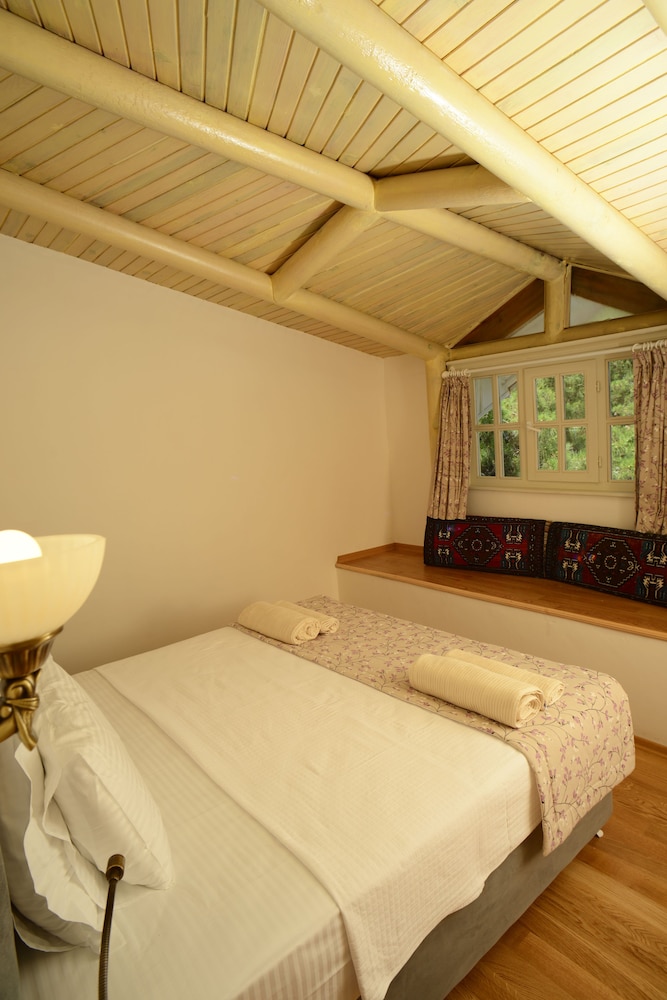 Petunya Konak - Boutique Class — Hotel rooms in İçmeler, Mugla