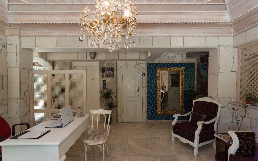 Petunya Konak - Boutique Class — Hotel building in İçmeler, Mugla