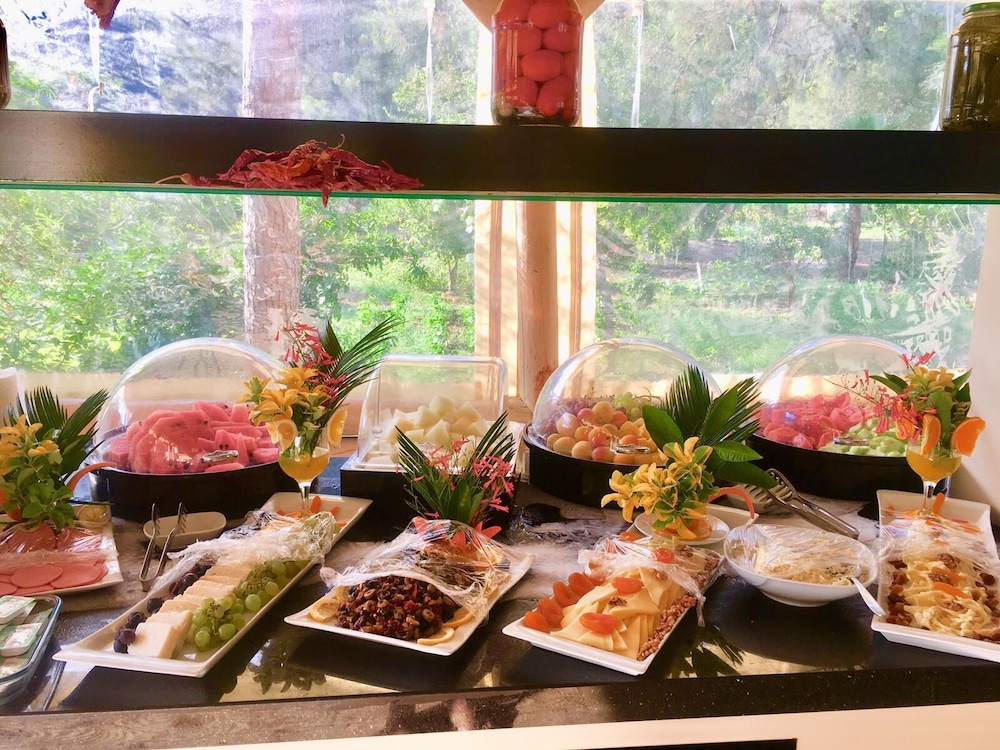 Petunya Konak - Boutique Class — Restaurant & bars in İçmeler, Mugla