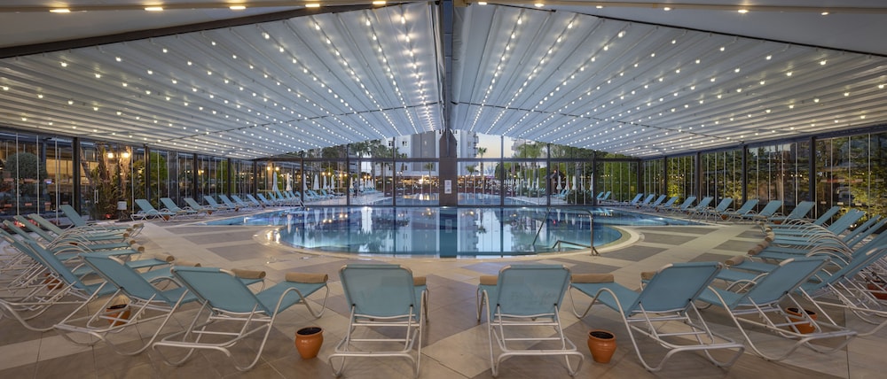 Ramada Resort by Wyndham Lara — Swimming pool in Lara