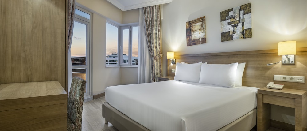 Ramada Resort by Wyndham Lara — Hotel rooms in Lara