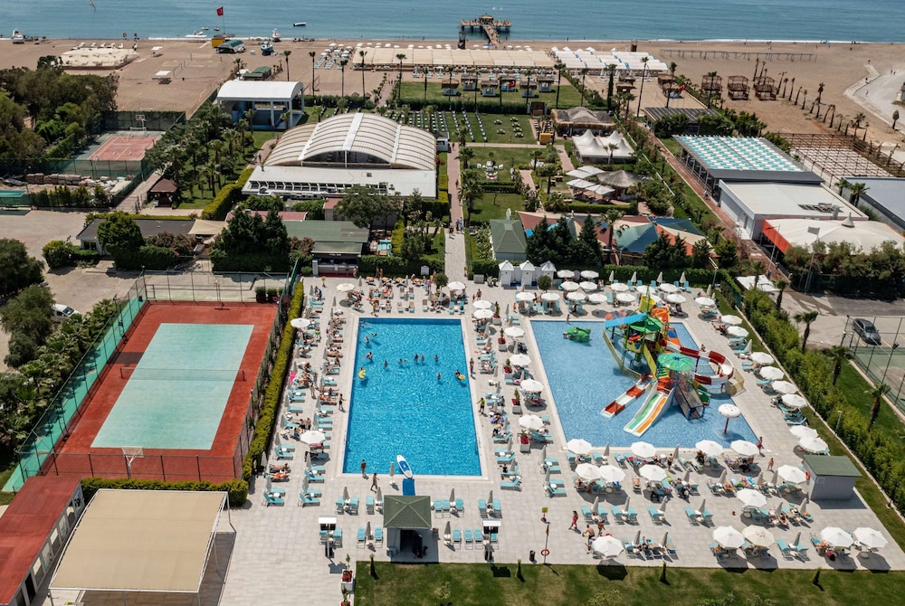 Ramada Resort by Wyndham Lara — Sports & recreation in Lara