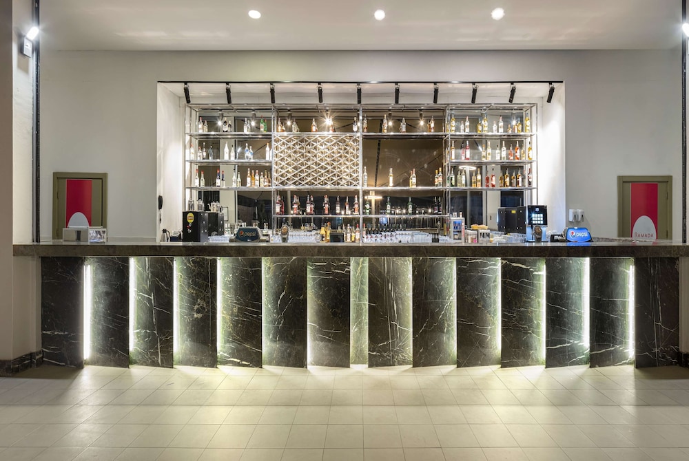 Ramada Resort by Wyndham Lara — Restaurant & bars in Lara
